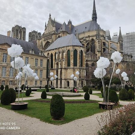 Le Champagnoles Apartment Reims Exterior foto